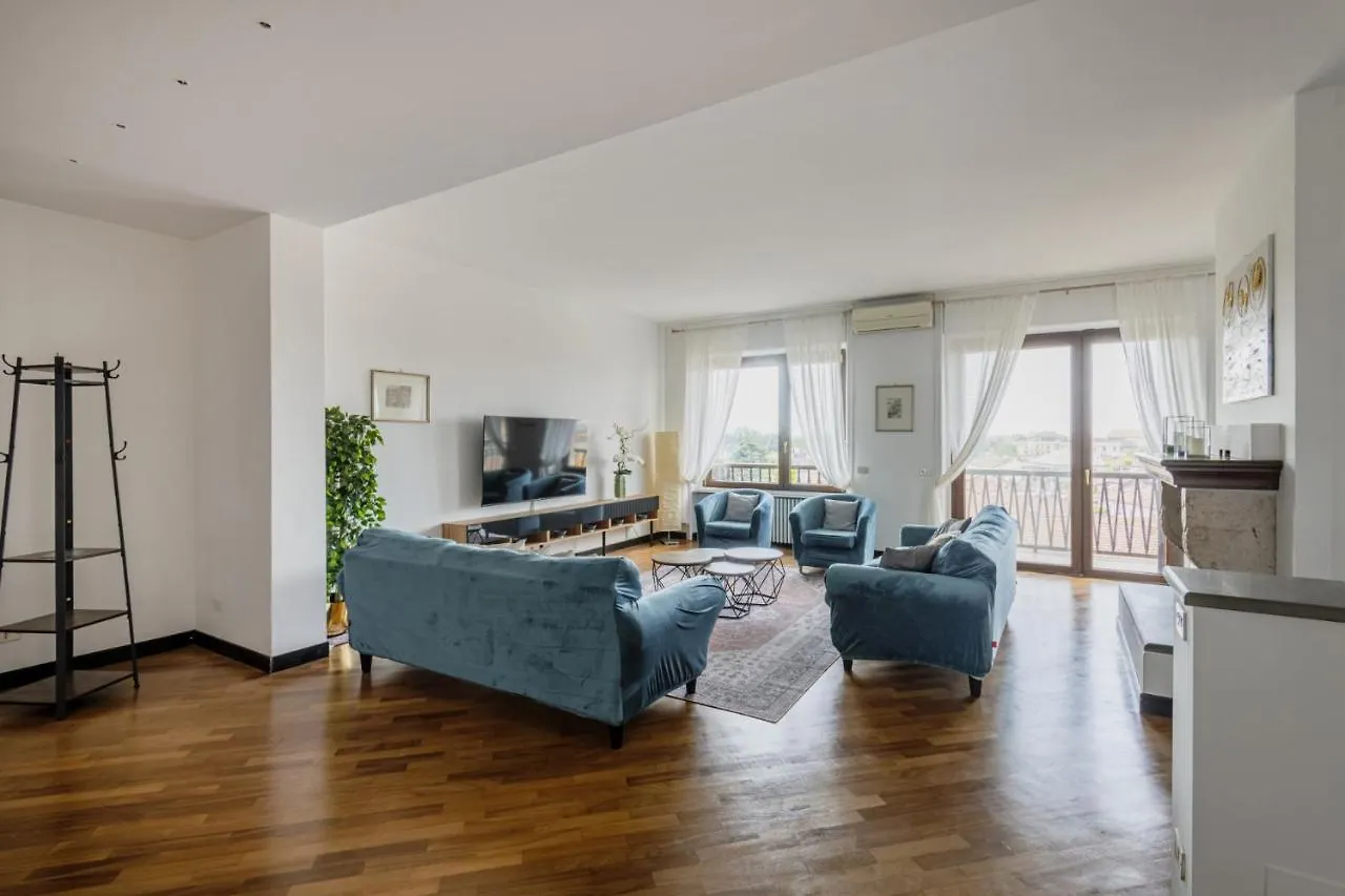Appartement Easylife - Elegante Attico 2 Min Da Parco Sempione à Milan